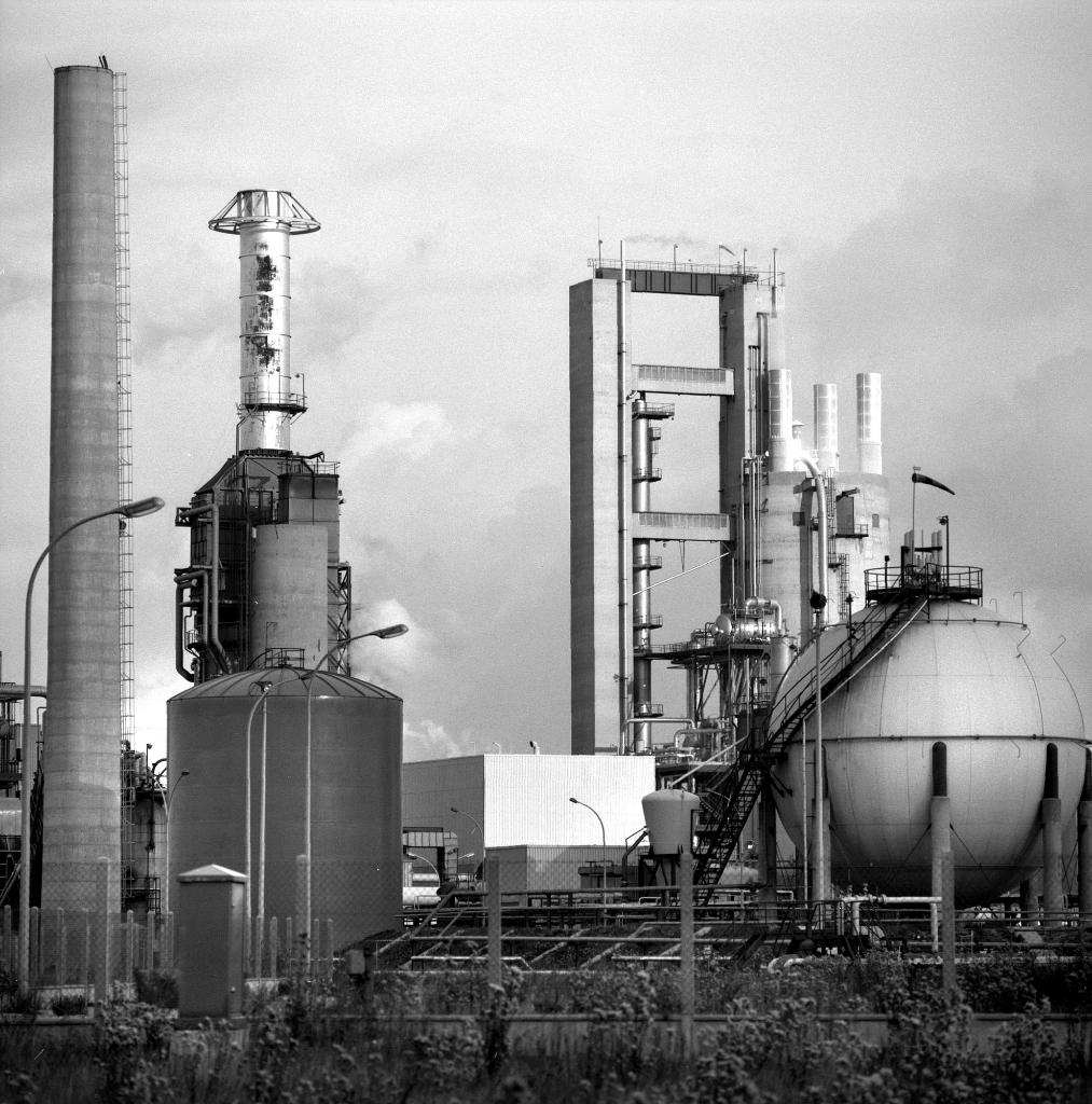 usine d'ammoniac et d'urée de la société Normande de l'Azote, puis Hydro Agri, actuellement Yara France